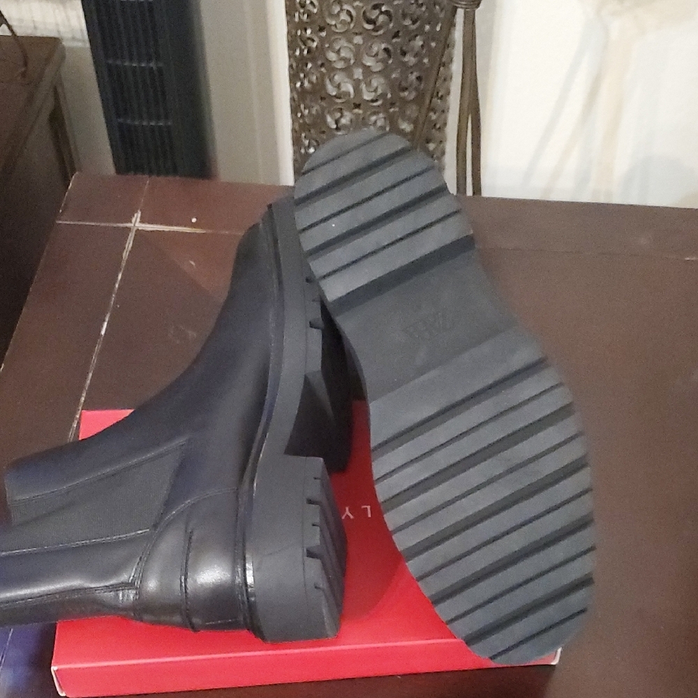 Zara Women's Black Leather Combat Boots - Picture 6 of 8